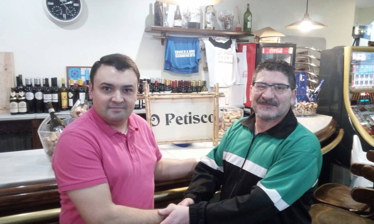 O Petisco novo patrocinador do CB Arteixo Duacode